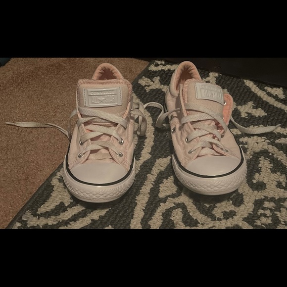 I am selling some light pink Converse shoes for $30. - Picture 2 of 5
